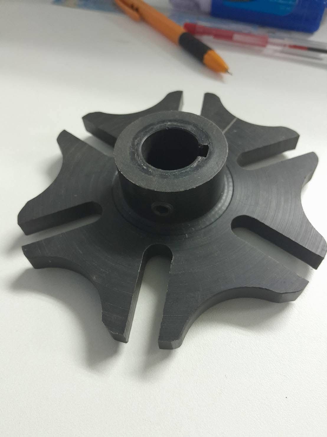 Black star wheel for filling line