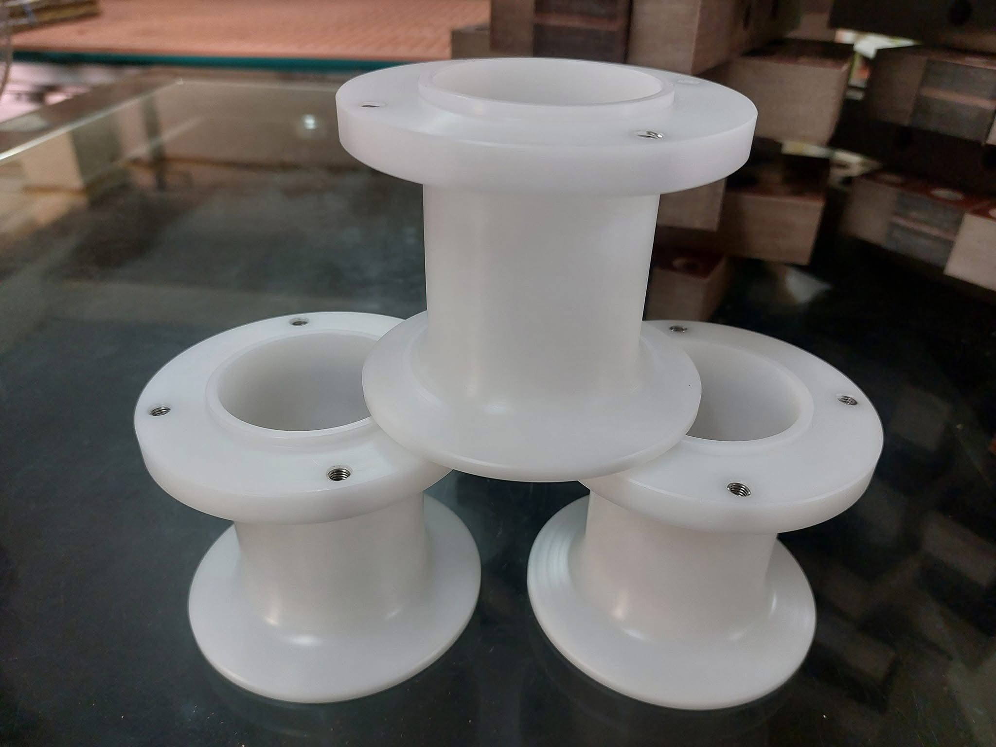 White POM pulleys